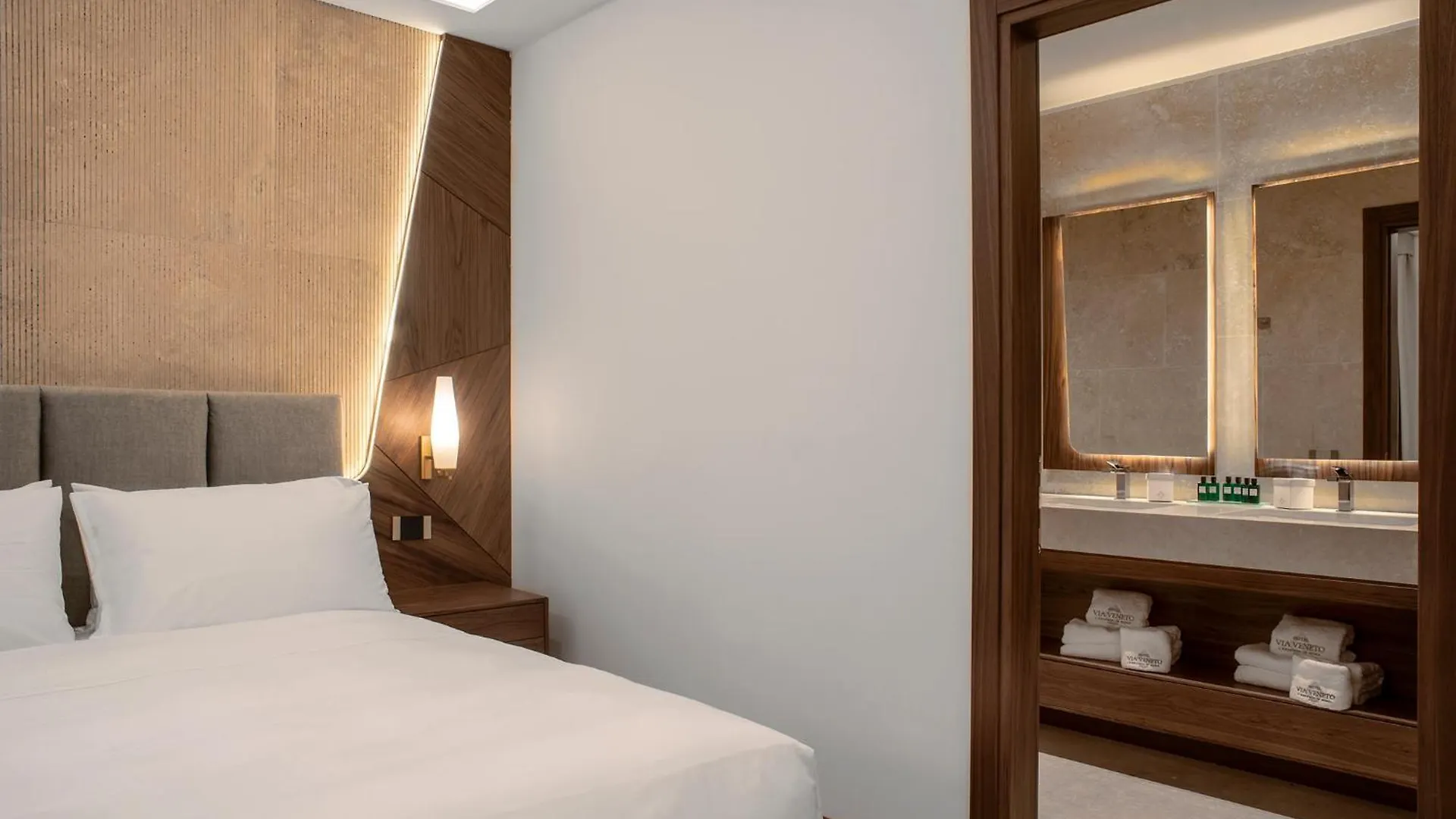 Hotel Via Veneto - L'Essenza Di Roma