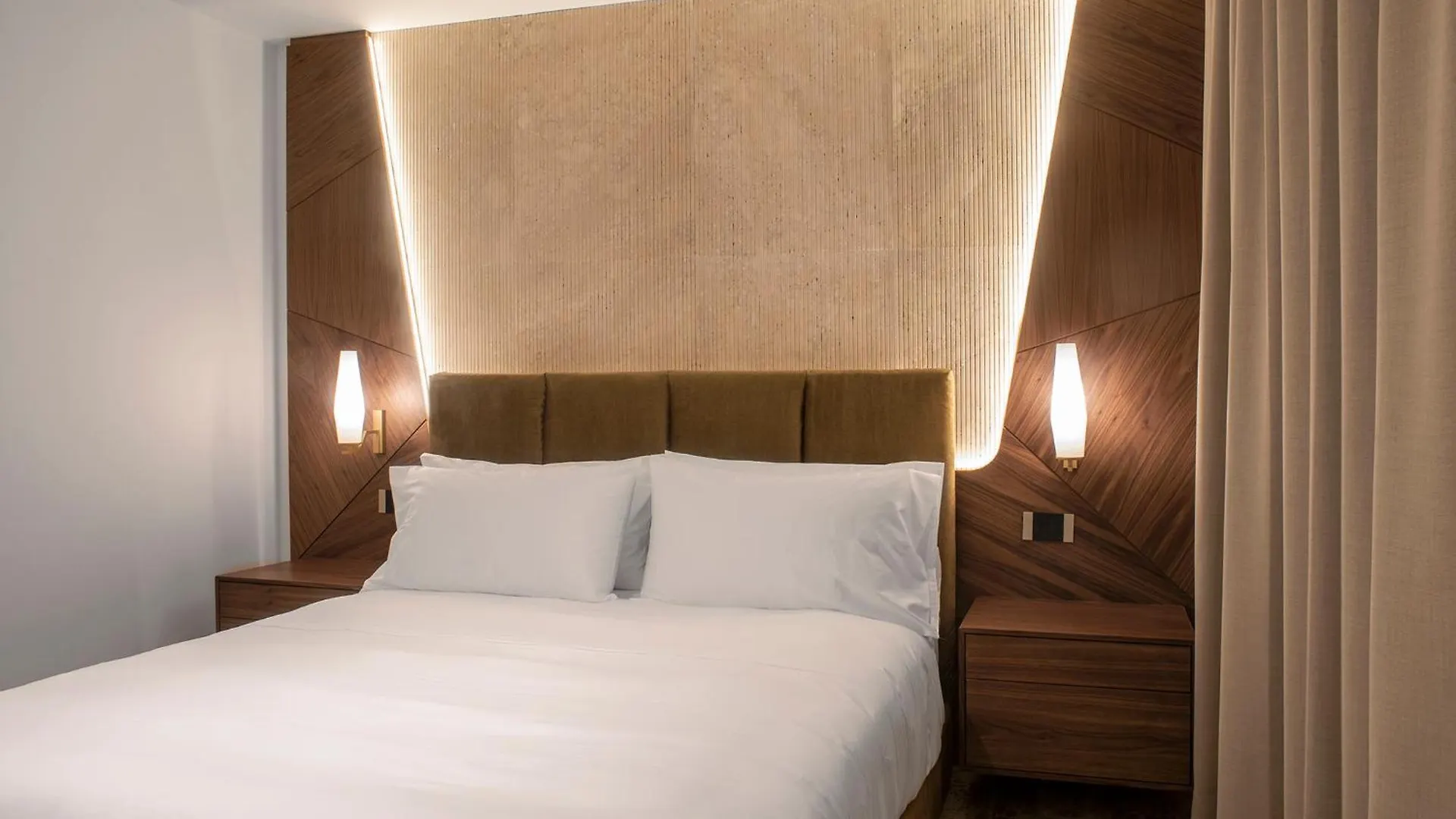 Hotel Via Veneto - L'Essenza Di Roma  Řím